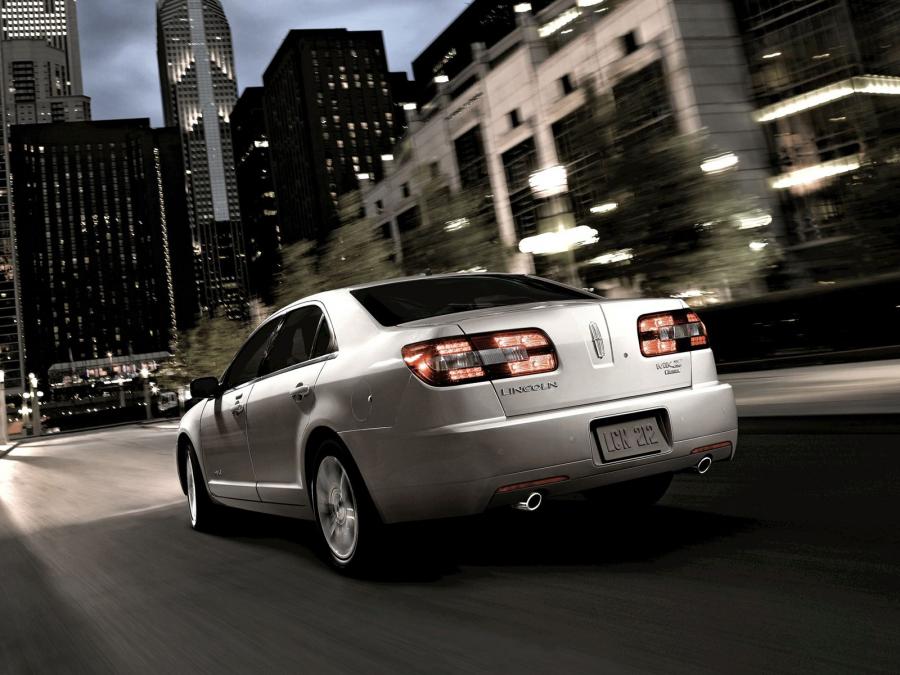  Lincoln MKZ 2006 года  (фото 8 из 13)